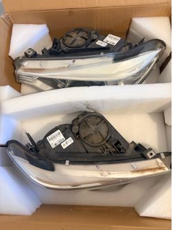 2015 BMW F82 M4 Xenon Headlights Non-Adaptive