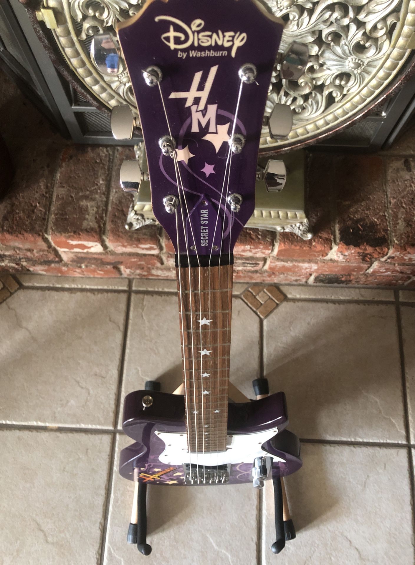 Disney By Washburn Hannah Montana Secret Star Electric Guitar Mint! Child Discount!! 💎 $85 💎 This Is a Sweet Guitar, Collectible too!!