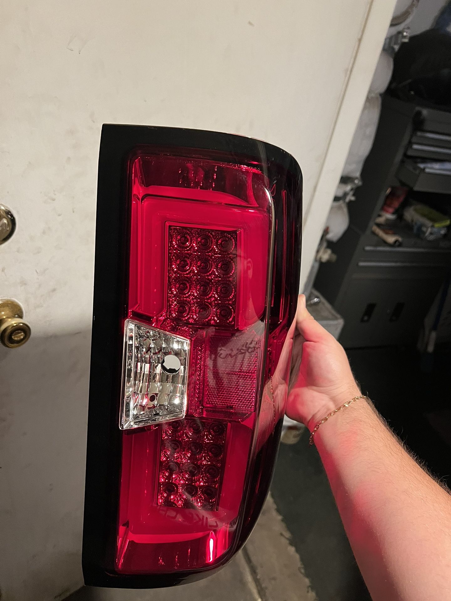 2015 Chevrolet Silverado LED tail Lights