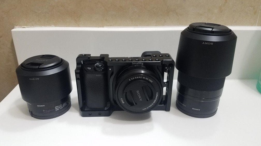 Sony a6000 bundle for Sale in Hialeah, FL OfferUp