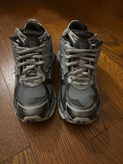 Balenciaga Runners Grey Black