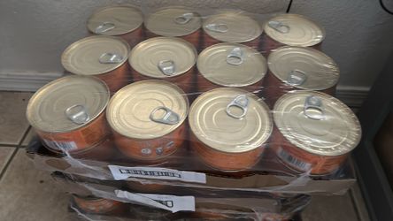 24 cans Tiny Tiger shredded cat food