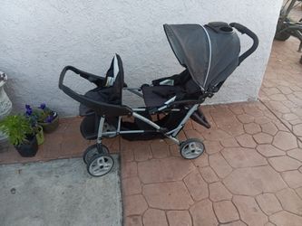 BABY STROLLER !!