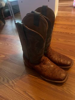 Men’s size 9.5 corral boots