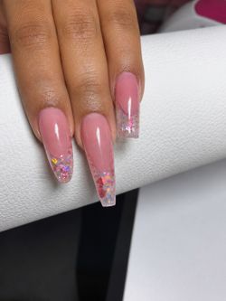 Nail Artis services