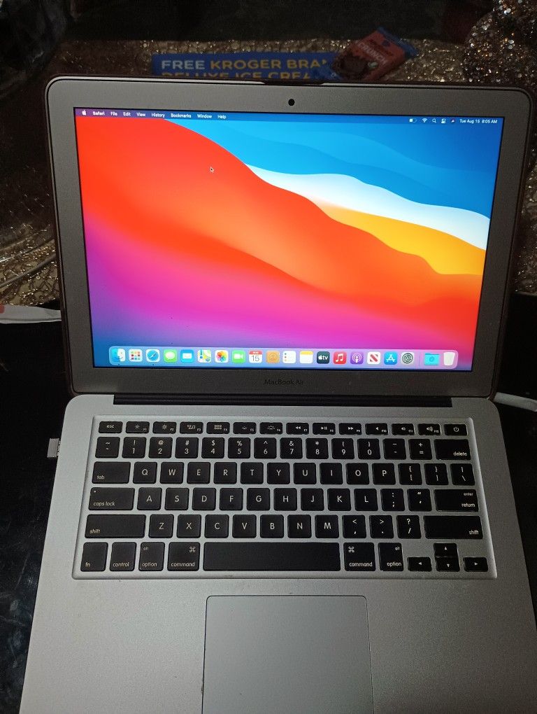 Apple Macbook Air