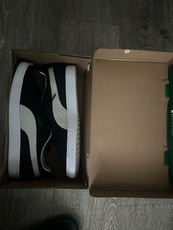 Size 11 - Puma Suede Classic 21 Black White