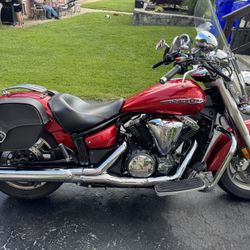 2012 Yamaha 1304cc Low miles.  