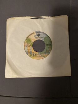 Rod Stewart 45 Rpm Vinyl ( Do Ya Think I’m Sexy? & Scarrd And Scared) 