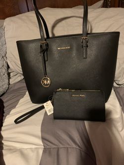 Authentic MK Michael Kors