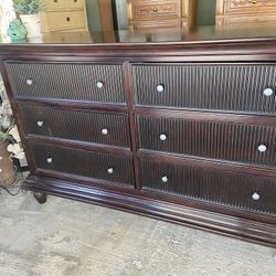 Gorgeous Long Dresser 