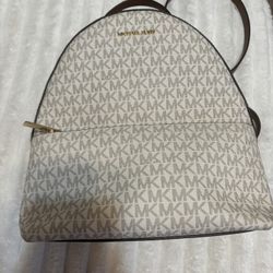 Micheal kors backpack 