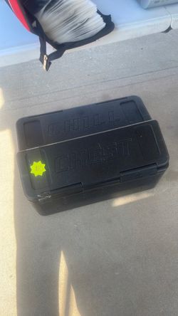 Chill chest for hot and cold