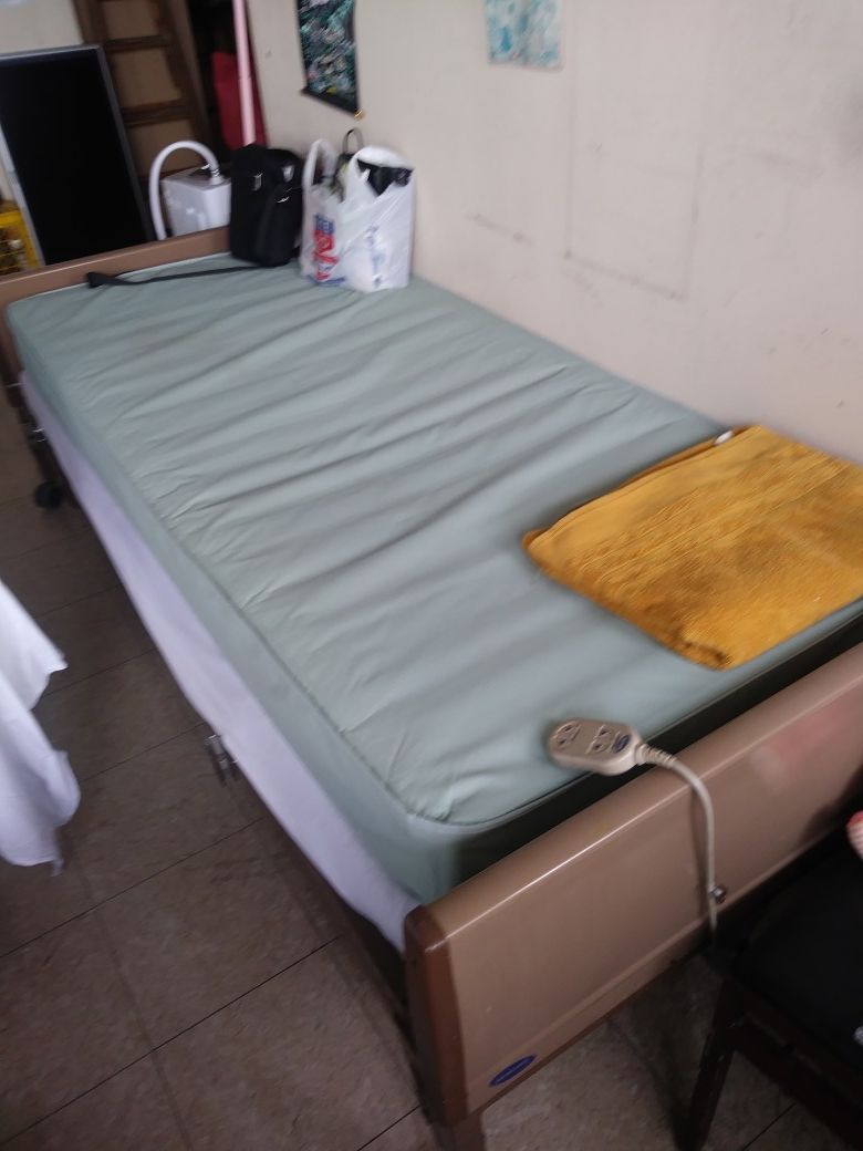 motorized Hospital bed, only on side works, repair for other, Free