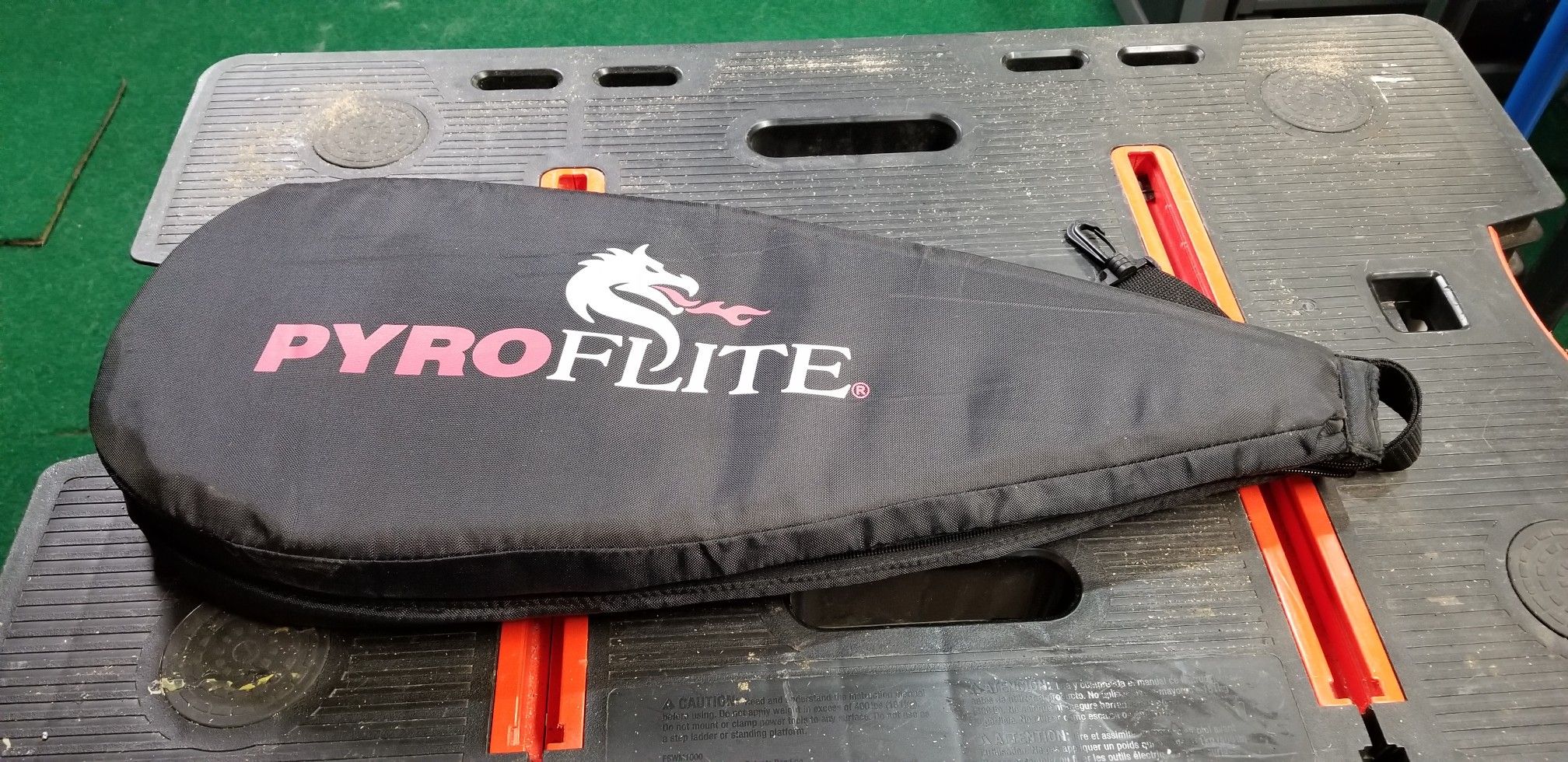 Pyro Flite Bat Warmer