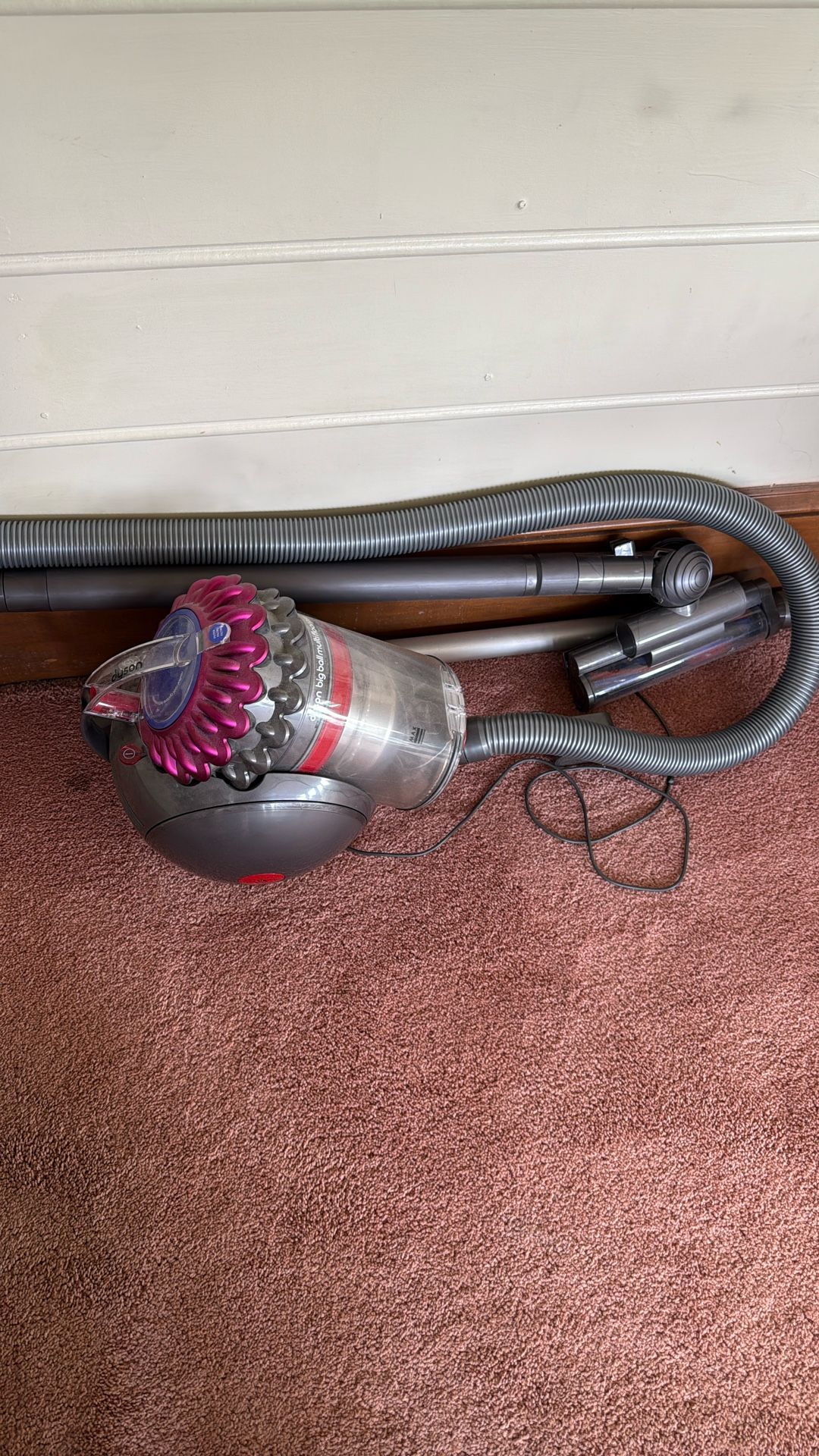 Dyson Vacuum Cleaner 