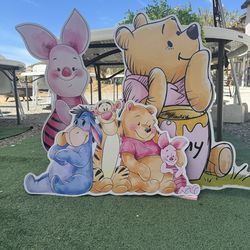 Winnie the Pooh cut outs set