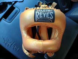 Reyes Headgear