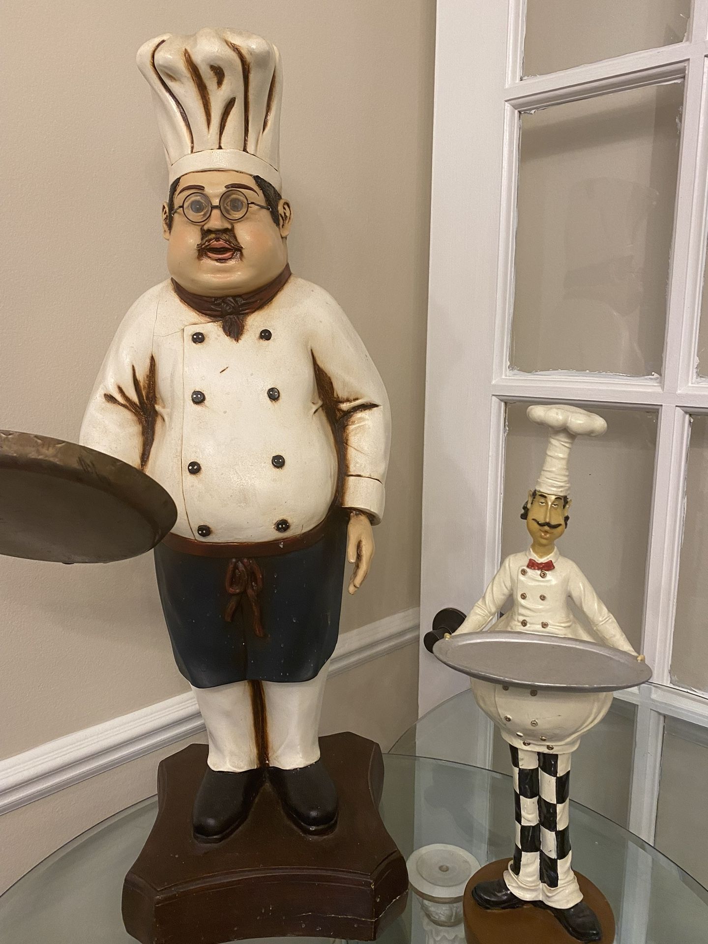 Very Nice kitchen decoration Statue for both