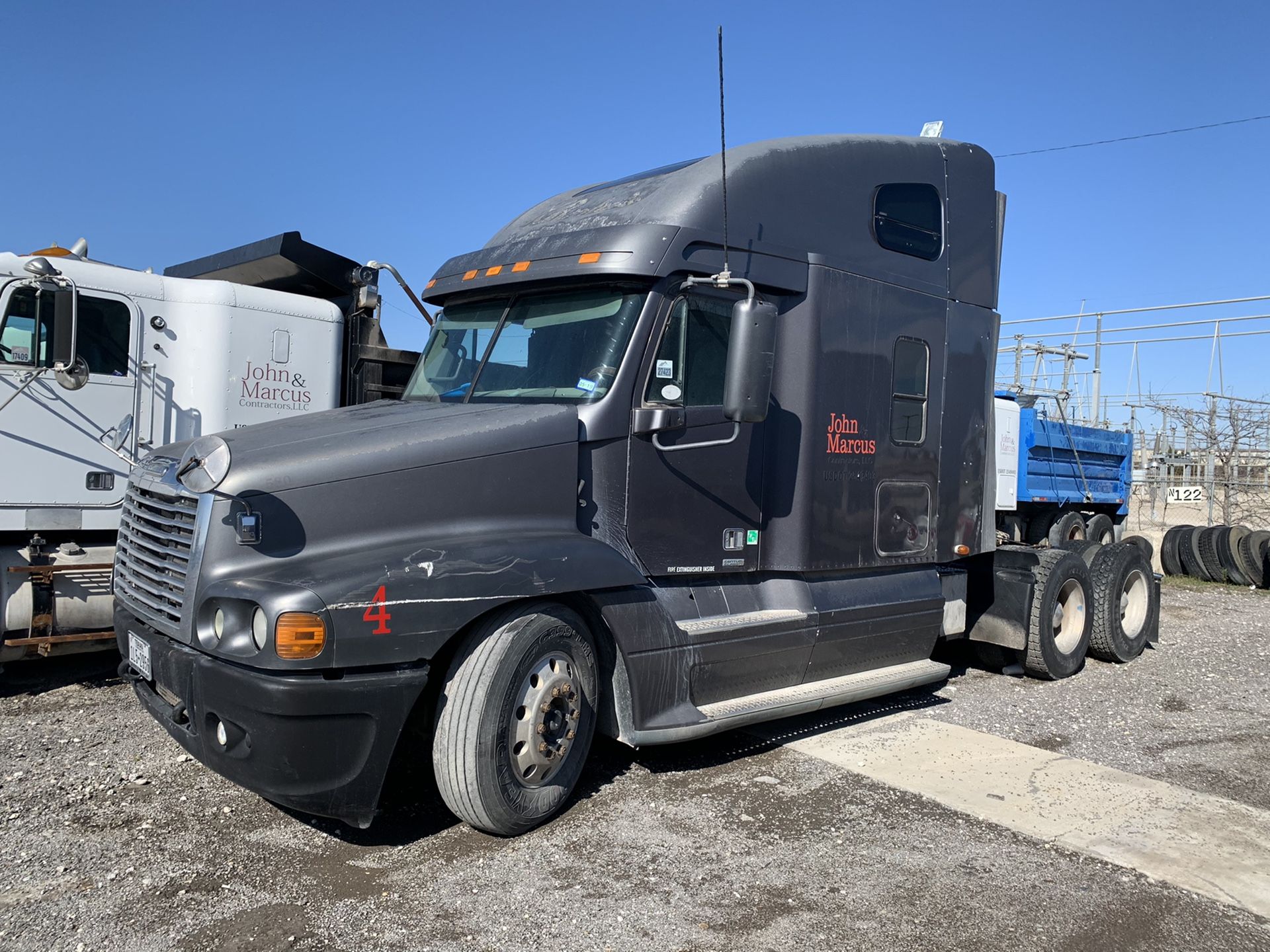 2004 Freightliner Tractor