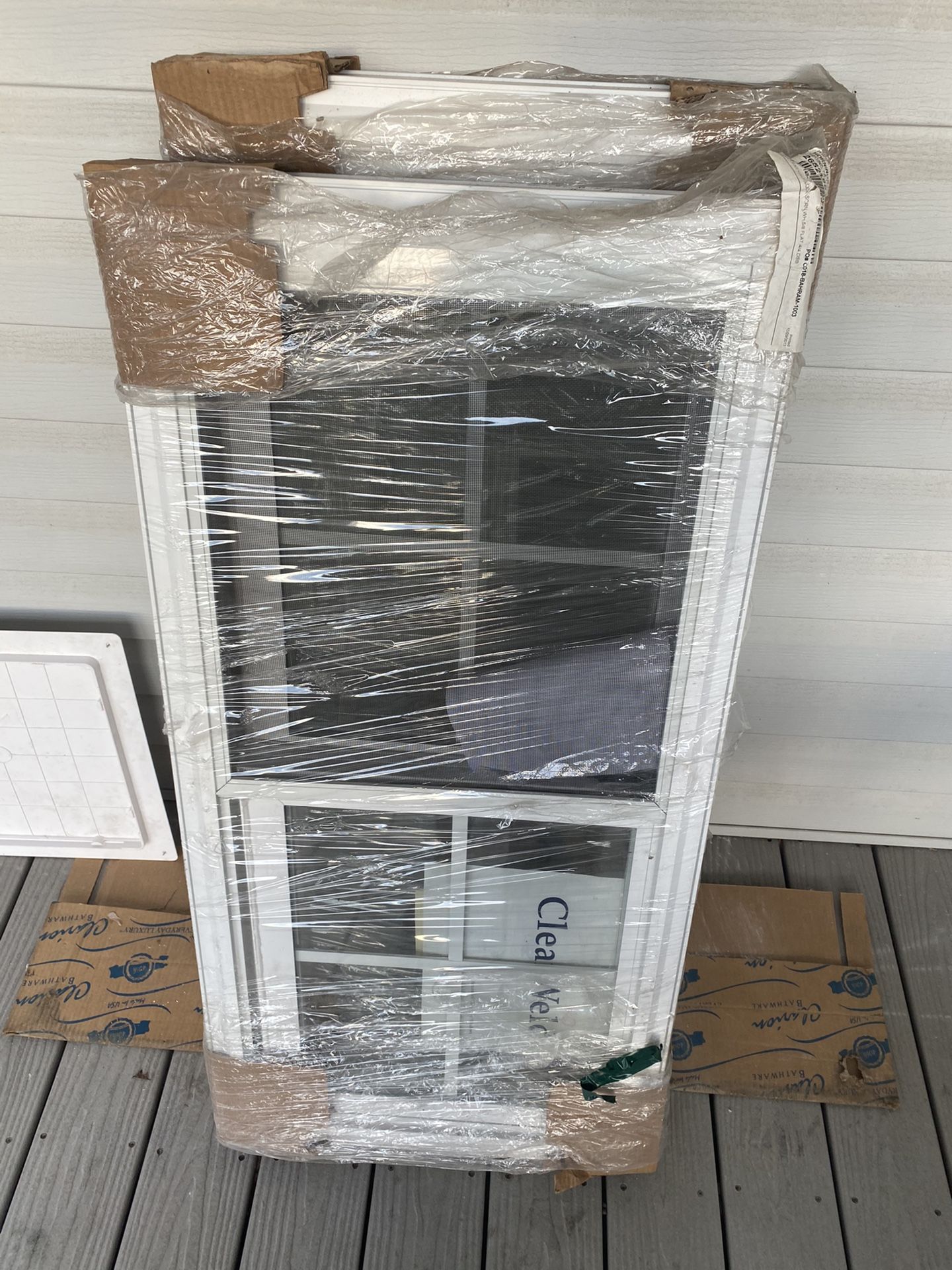 Brand new Replacement Slider Window 43x21 Qty 1 Side To Side Sliding Window