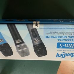 Microphone 