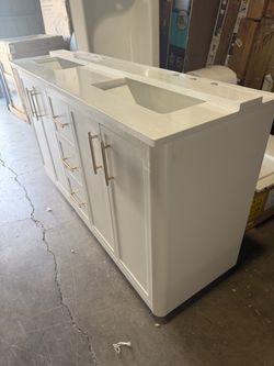 Double Sink Bathroom vanity 60”