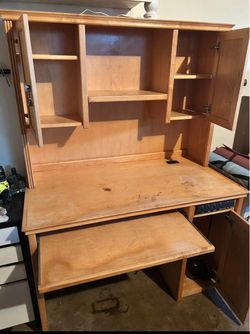 desk with hutch