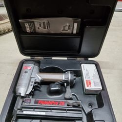 Senco Air Nailgun