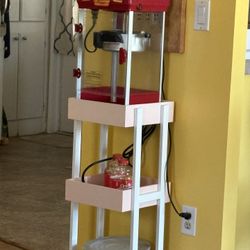 Pop Corn Machine With Table $pop50.00