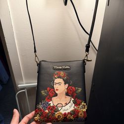  Frida Khalo Crossbody