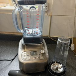 Breville Super Q Blender in Brushed Stainless Steel