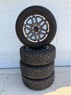 2024-2026 Toyota Tacoma TRd Sport wheels & tires