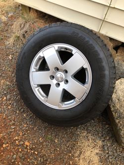 Jeep Wrangler stock rims and tires