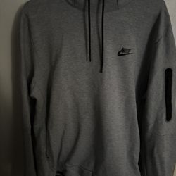 Nike Tech Hoodie Pullover Size Large 