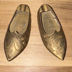 BRASS: Shoe ASHTRAY, Vinrage, 3.5in’ Long, Set of 2