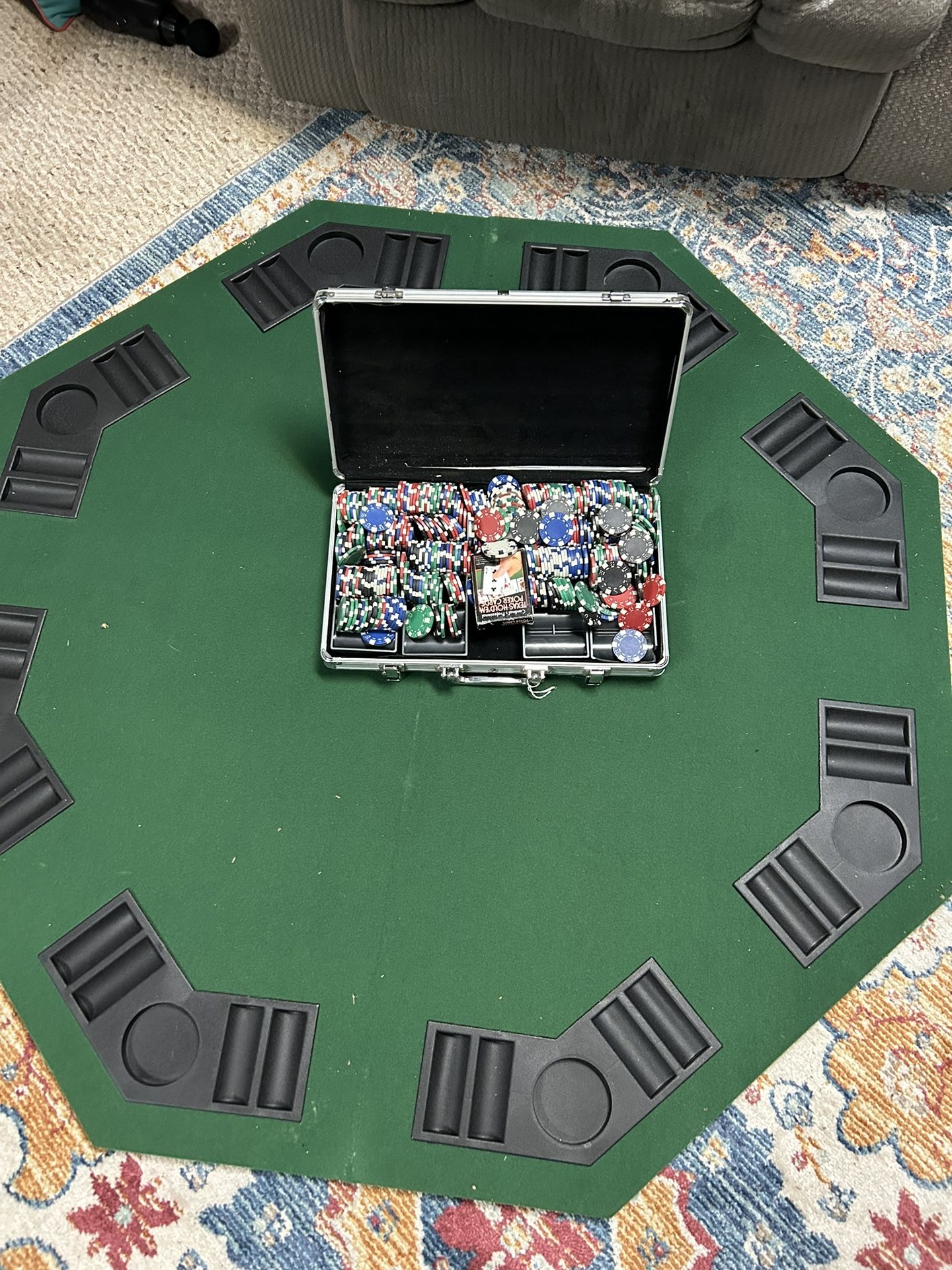 Portable Poker/Blackjack Game Table With Chips