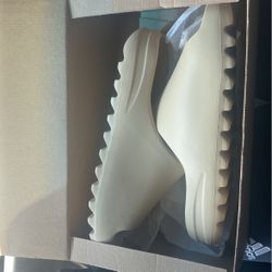 Desert Sand Yeezy Slides