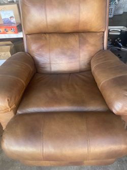 BROWN SWIVEL RECLINER GOOD CONDITION LEATHER