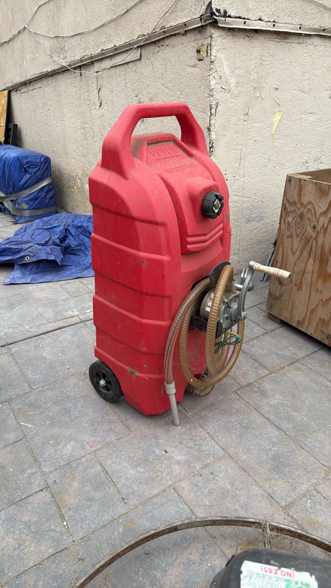 VEVOR fuel Storage Tank