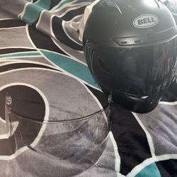 Bell visor transitional lens