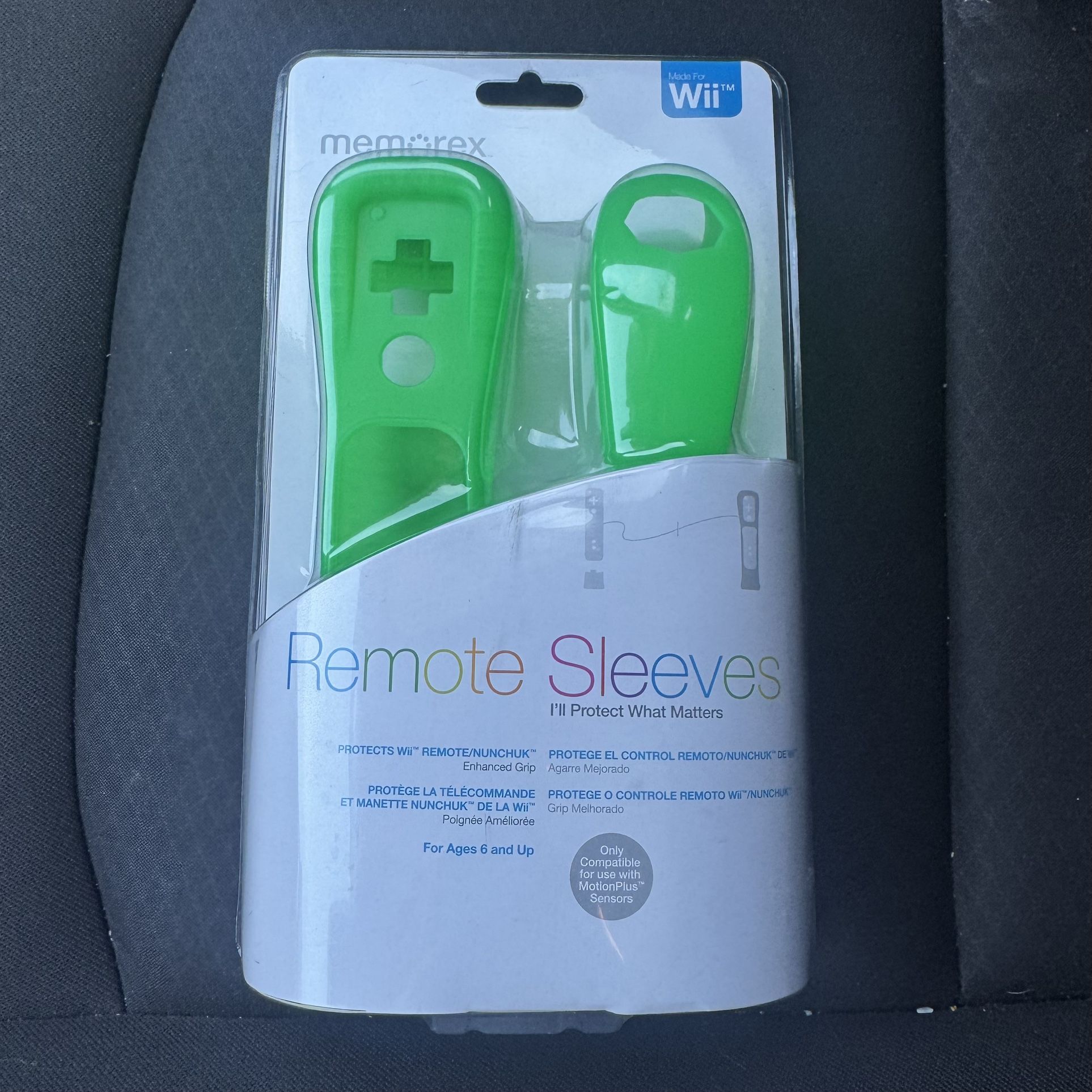 Wii Memorex Remote Nunchuk Sleeves Lime Green Games Protection Grip Silicone New
