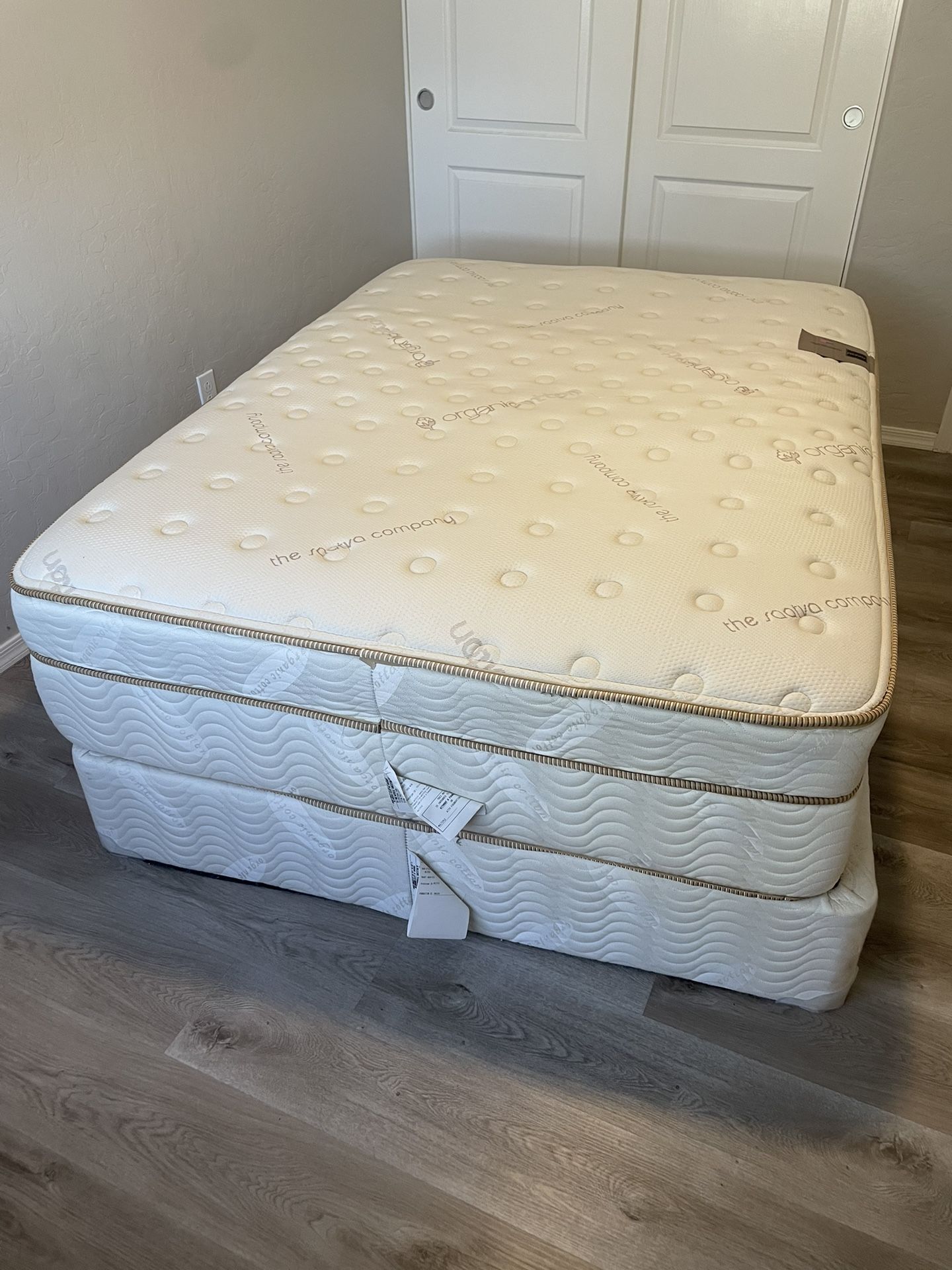 New Mattress And Box Spring Bed