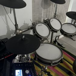 Simmons SD1250 Drum Set