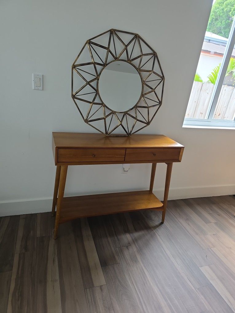 Console + Mirror