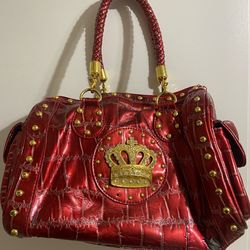 Red Crown Purse