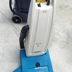 Tennant Acuun Commercial