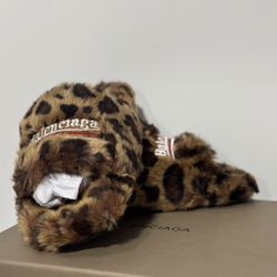 Baleciaga Furr Cheetah Print Slides   ‼️