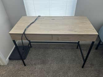 Oak Desk With Charging Station