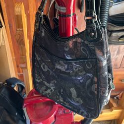 New Nine West Purse 25 Dollars Real Leather Purse 50 Dollars 